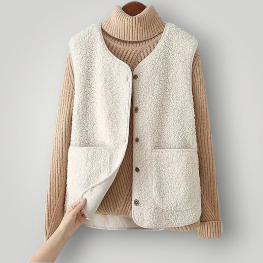 AMANDA – COZY BUTTON-UP VEST