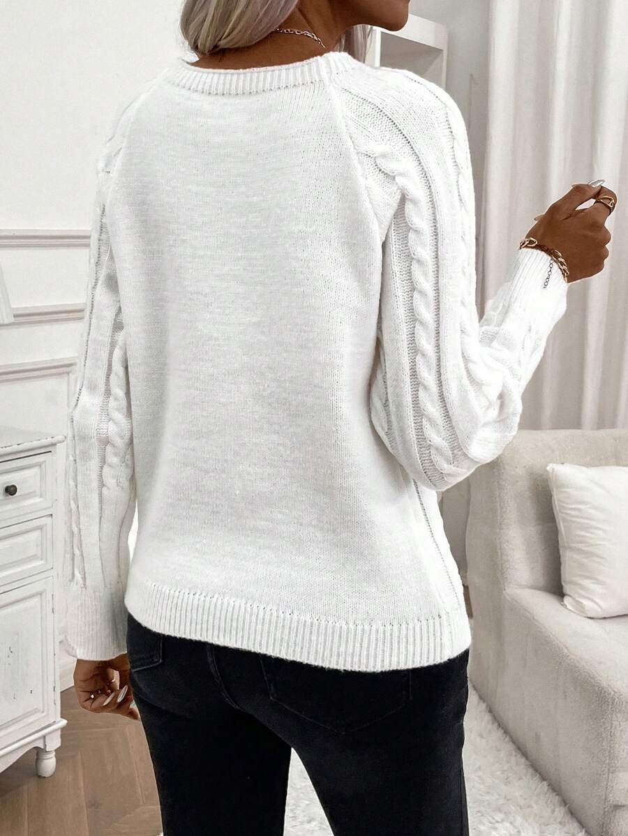 LISA - CABLE KNIT SWEATER