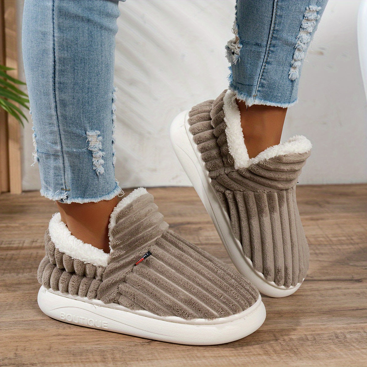 AIFA - COZY WINTER SLIPPERS