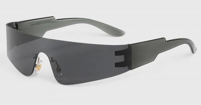 Skyllarr | Elegant Sunglasses