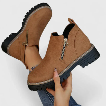 Thalyanna | Orthopedic Boots